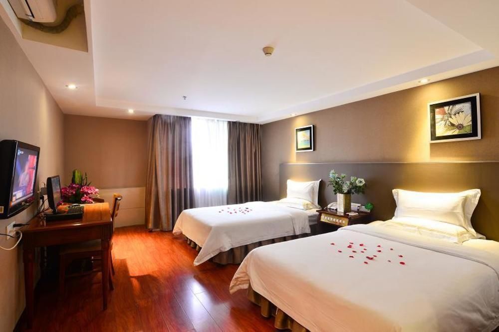 Yingshang Hotel Gangding Longkou West Kanton Exterior foto